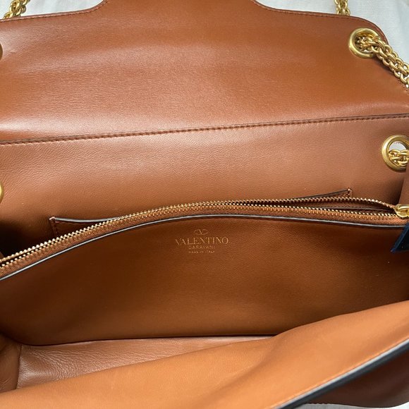 Valentino Garavani Stud Sign Shoulder Bag - Leather - Brown - Picture 6 of 6